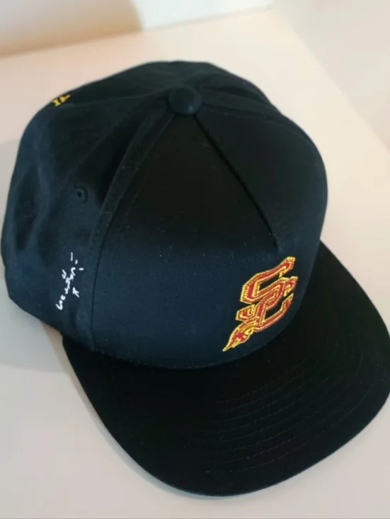 RARE COLLECTIBLE Vintage Y2k 90s Black Snapback Cap with Yellow & Red USC Logo - Picture 7 of 7